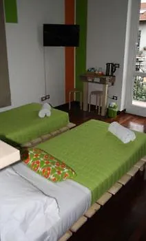 ** Bed & Breakfast Innperfect Villa Milano Italien